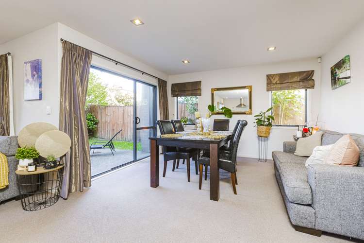 65 Mandival Avenue Flat Bush_8