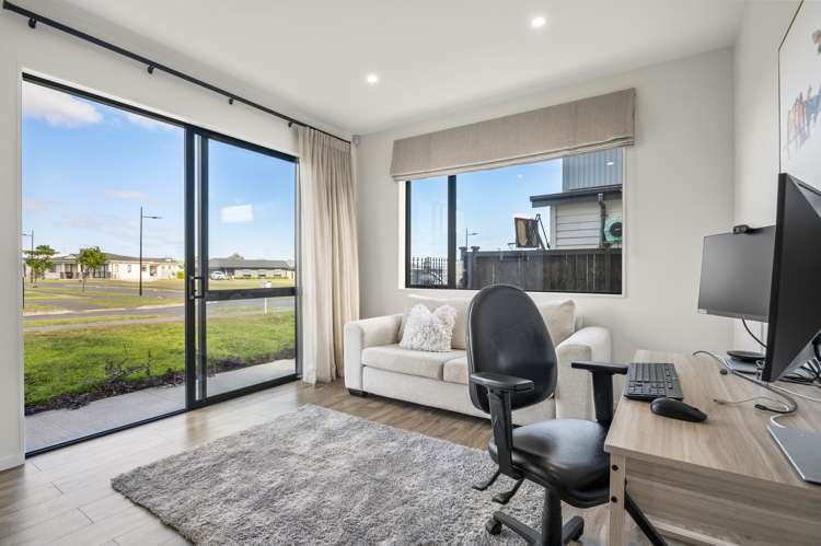 11 Koiora Road Clarks Beach_8