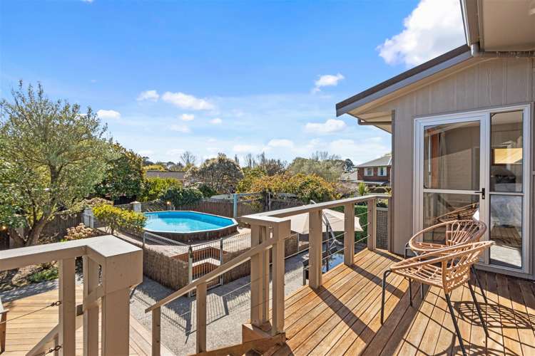 28 Yellowstone Crescent Burwood_3