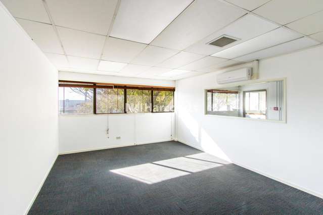 Office/24-28 Clyde Road Browns Bay_4