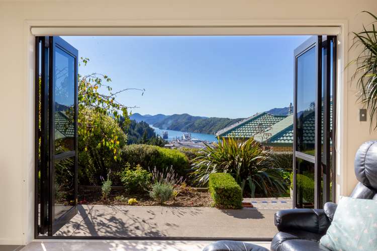 30 Harbour View Heights Picton_6