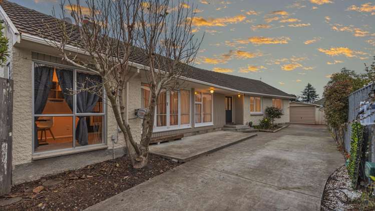 81 Teesdale Street Burnside_1