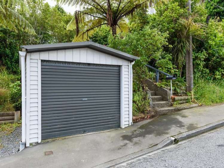 8 Orleans Street Ngaio_13