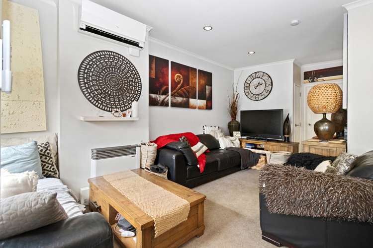 1/46 Peachgrove Road Hamilton East_5