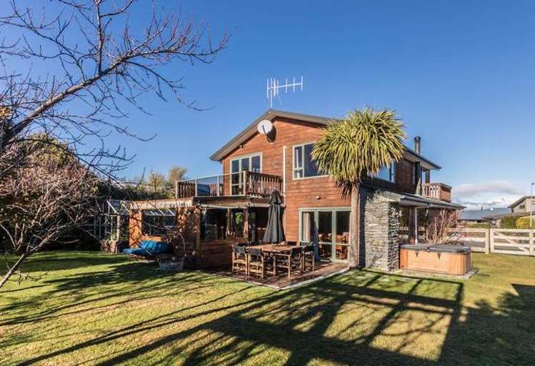 3 Ryalls Way Lake Hawea_1