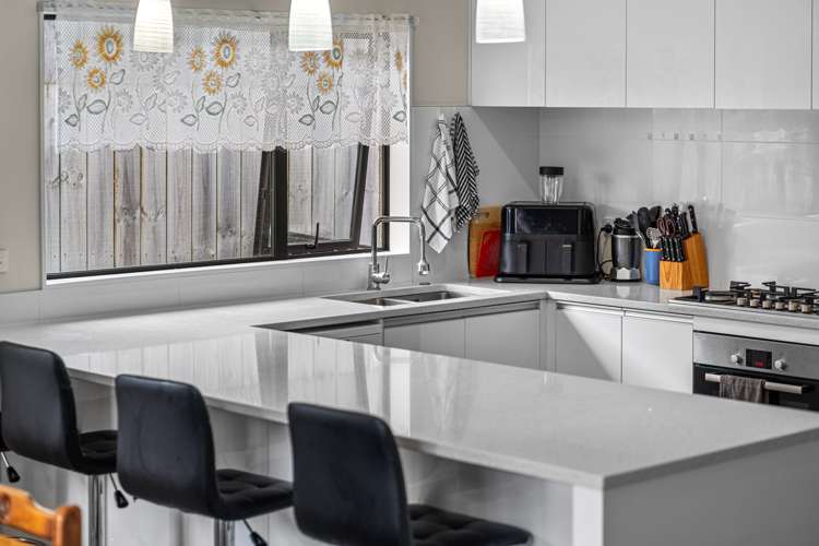 30 Chalgrove Road Huntington_7