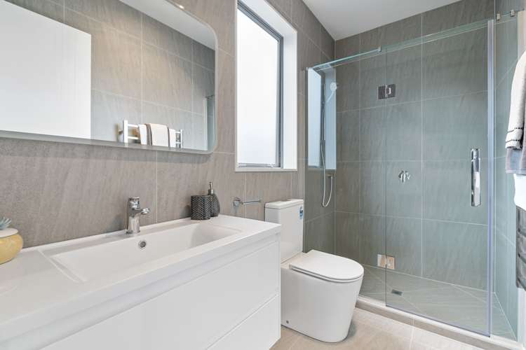 5 Matahae Crescent Wainui_13