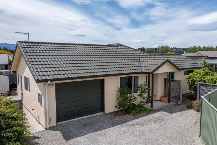 14a Larch Crescent_0