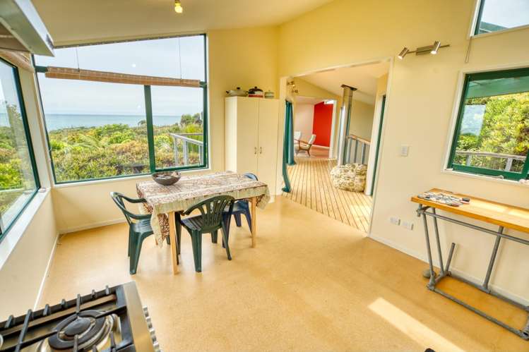 8 Ross Place Te Miko_8