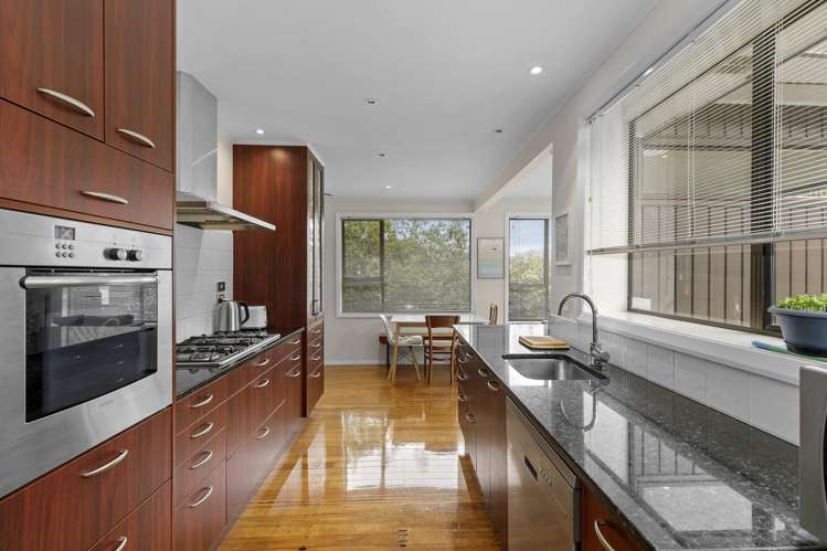 13 Wilkie Crescent Naenae_5