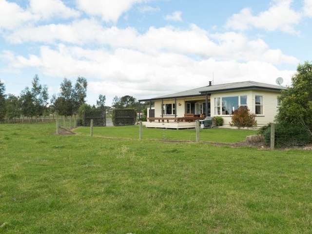 240 Racecourse Road Waipukurau and Surrounds_2