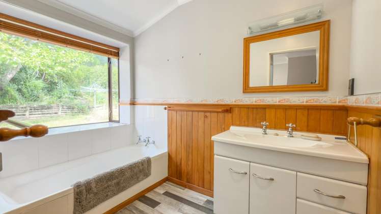 183b Thorp Road Paeroa_12