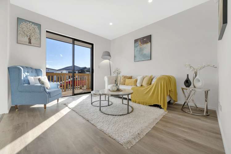 7 Woven Place Karaka_5