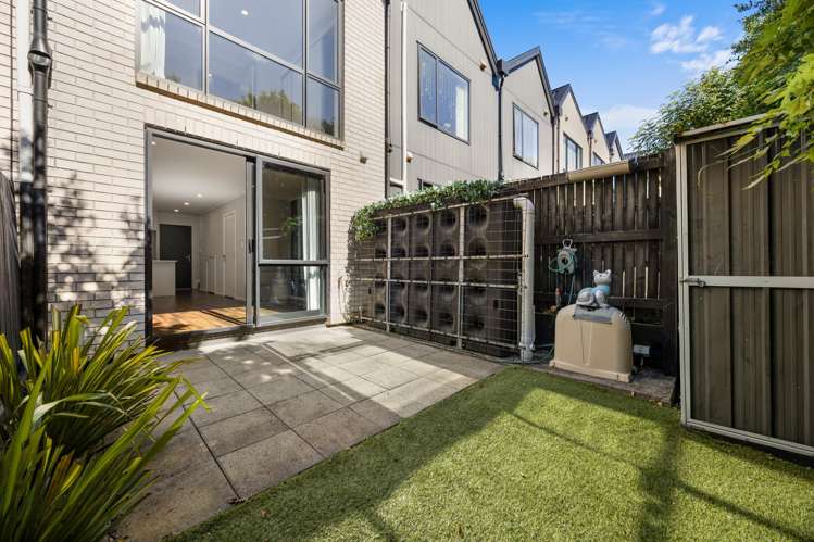 36 Wharara Lane Massey_12