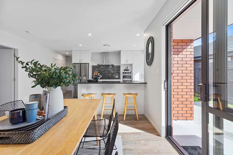 128 Adler Drive Ohauiti_10