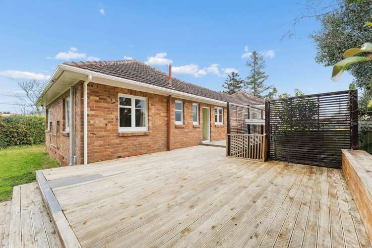 21 Koromiko Street New Lynn_1