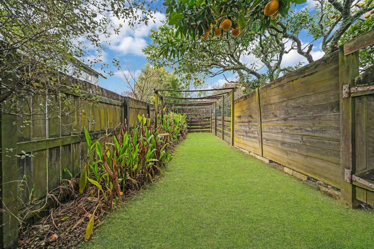 26 Ray Small Drive Papakura_20
