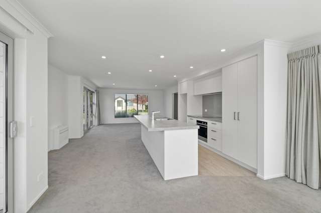 28 Bastille Court Rangatira Park_4