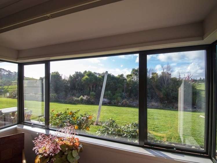 562 Lees Road Feilding_30