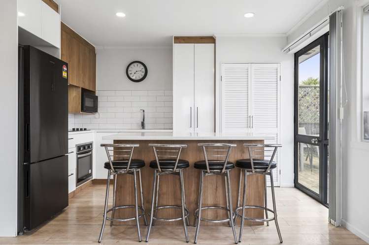 143 Puhinui Road_3