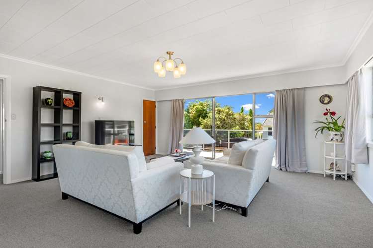 10 Cornwall Place Stoke_8