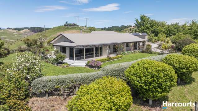 Lifestyle With Views & Great Sheds