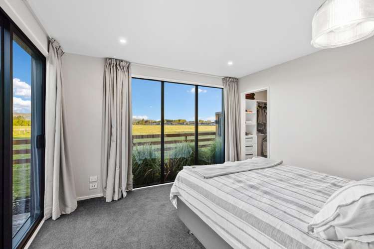 8 Ellerslie Lane Lincoln_12