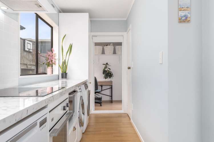 6a Beach Road Titahi Bay_11