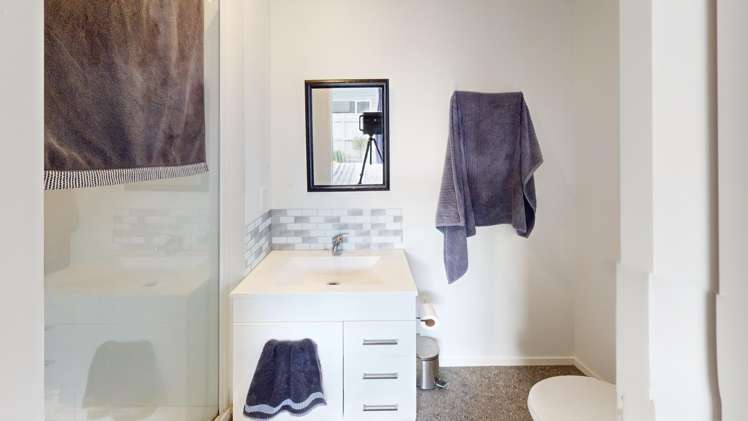 50 Exeter Crescent Takaro_6