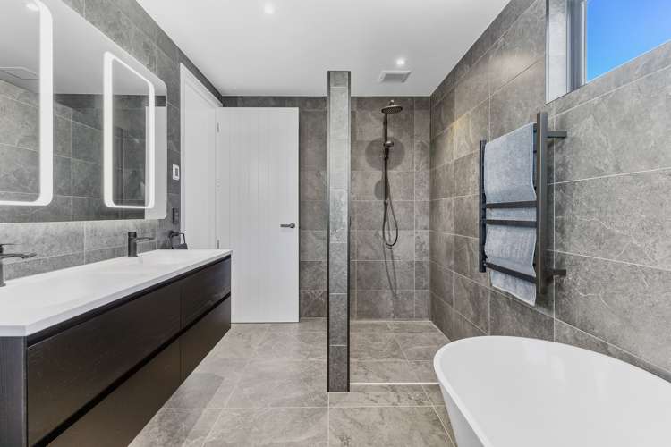 511 Beach Road Whangamata_21