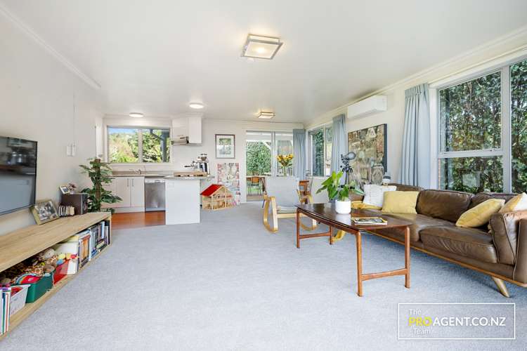 3 Sandys Parade Laingholm_13