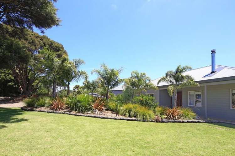 103 Musson Drive Waiheke Island_24