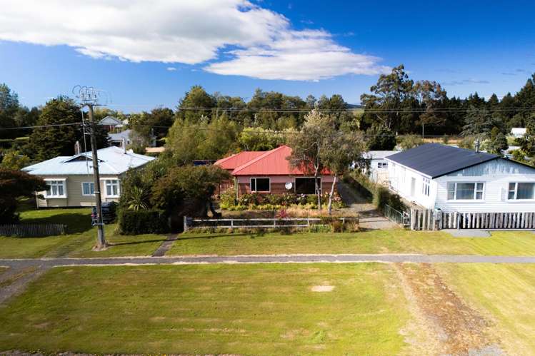 137 Birchwood Road Ohai_14