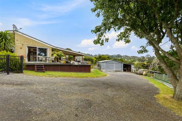 45 Bethells Road Waitakere_4