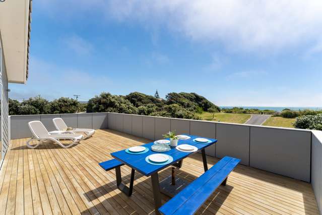 106 Field Way Waikanae Beach_2