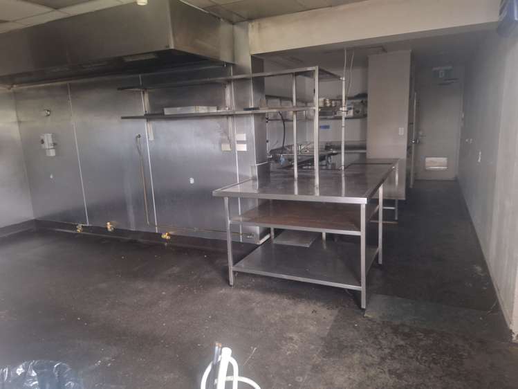 609 State Highway 16 Huapai_8