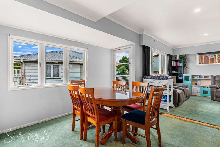 5 Griffin Road Maungaturoto_9