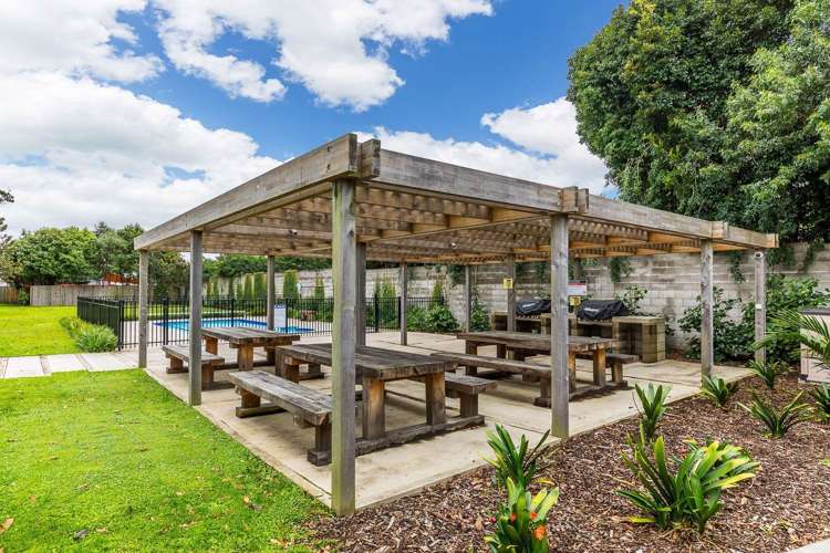 60/8 Thompson Park Road Mt Wellington_13