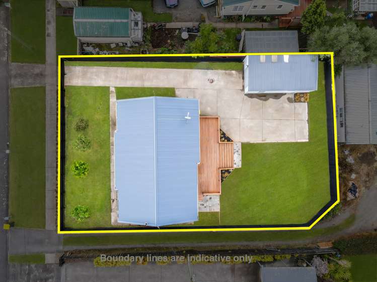 10 Buchanan Road Kingseat_16