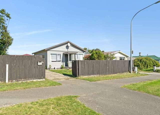 Warm first home or smart investment!
