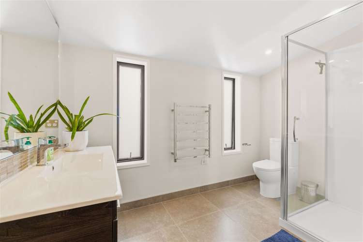 72 Squadron Drive Hobsonville_16