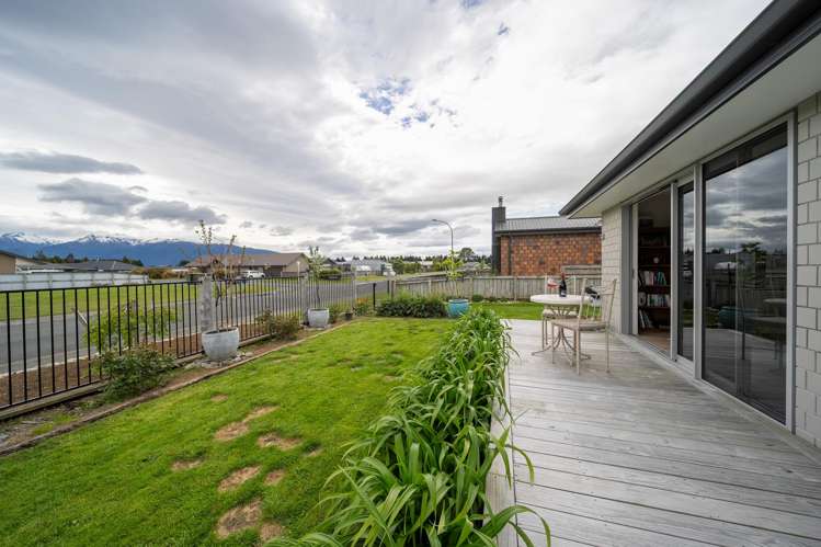 61 Orbell Crescent Te Anau_32