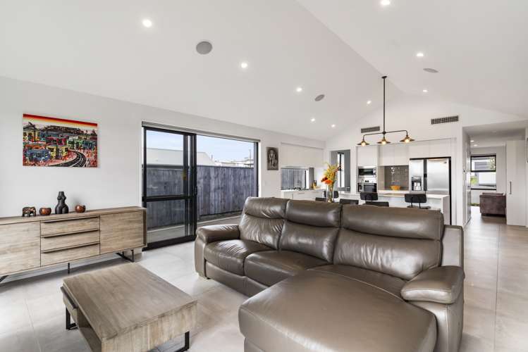 36 Karo Road Beachlands_12