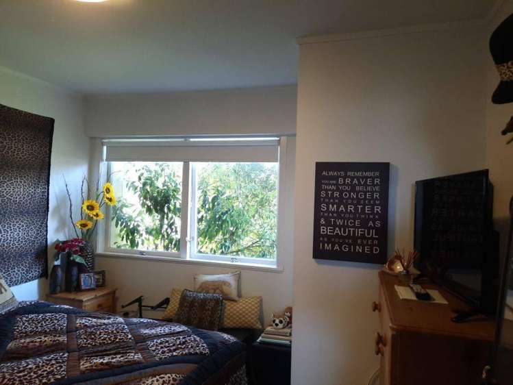 3/8 Paul Place 10694_13