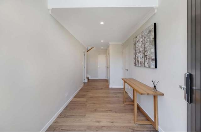 31 Surf View Crescent Red Beach_2