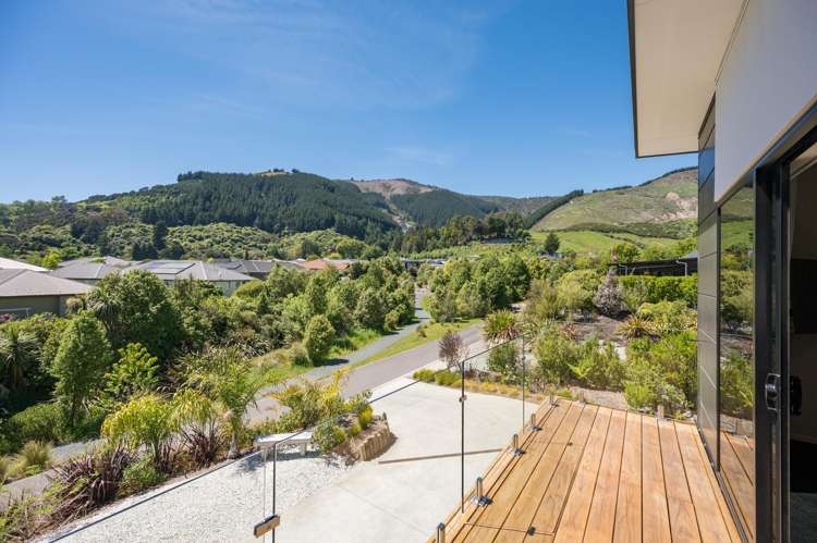 4 Kingfisher Lane Stoke_11