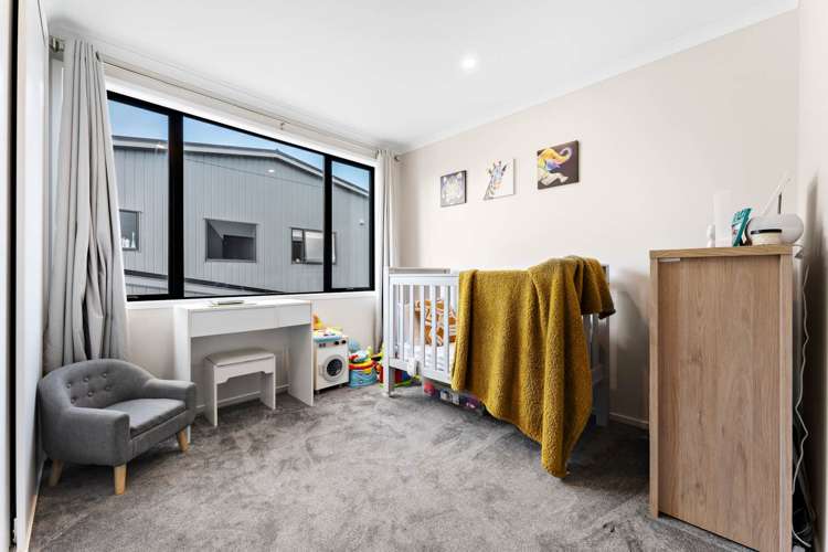 4 Awamarino Way Westgate_13