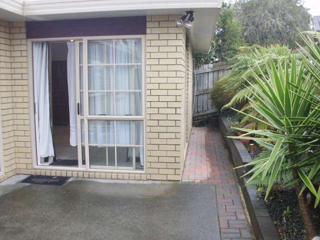 4 Owl Court Unsworth Heights_1