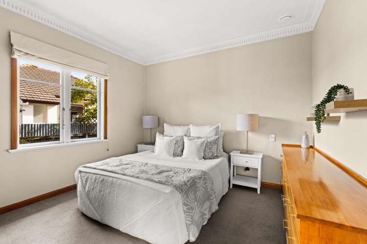 14 Flanders Avenue Onekawa_17