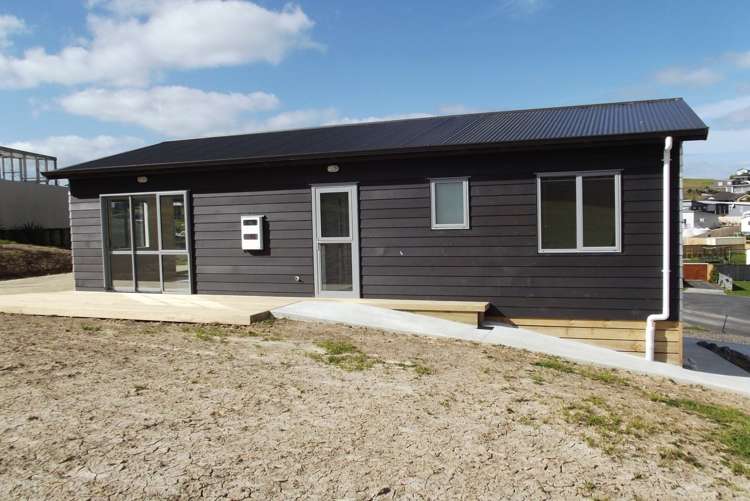 7 Te Whai Street Mangawhai Heads_0